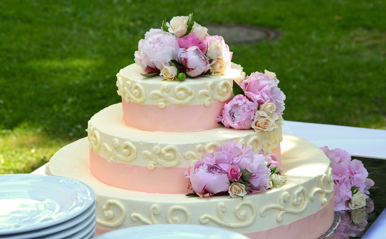 wedding cake, cream cake, wedding